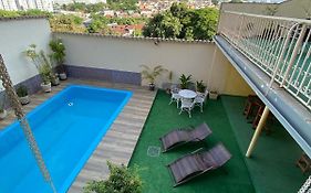 Casa com piscina 4QUARTOS